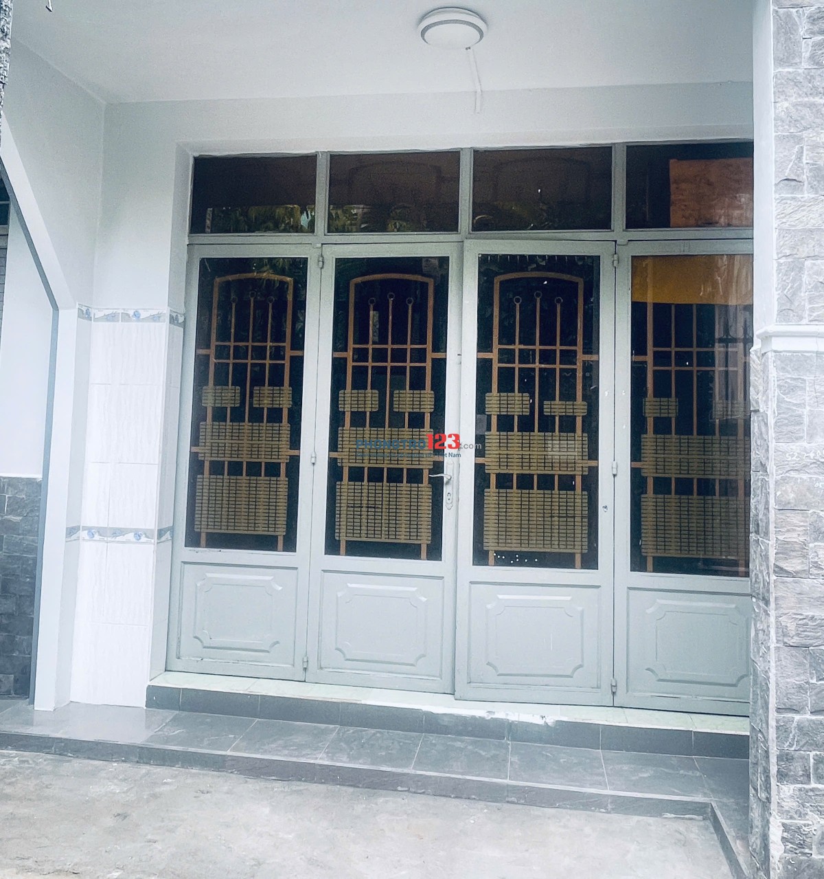 Chính chủ cho thuê nhà 1 lầu, 2PN - 1WC, ngay trung tâm quận Gò Vấp, gần coopmart, Vincom Gò Vấp