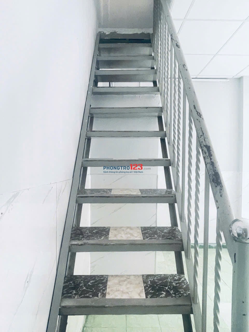 Chính chủ cho thuê nhà 1 lầu, 2PN - 1WC, ngay trung tâm quận Gò Vấp, gần coopmart, Vincom Gò Vấp