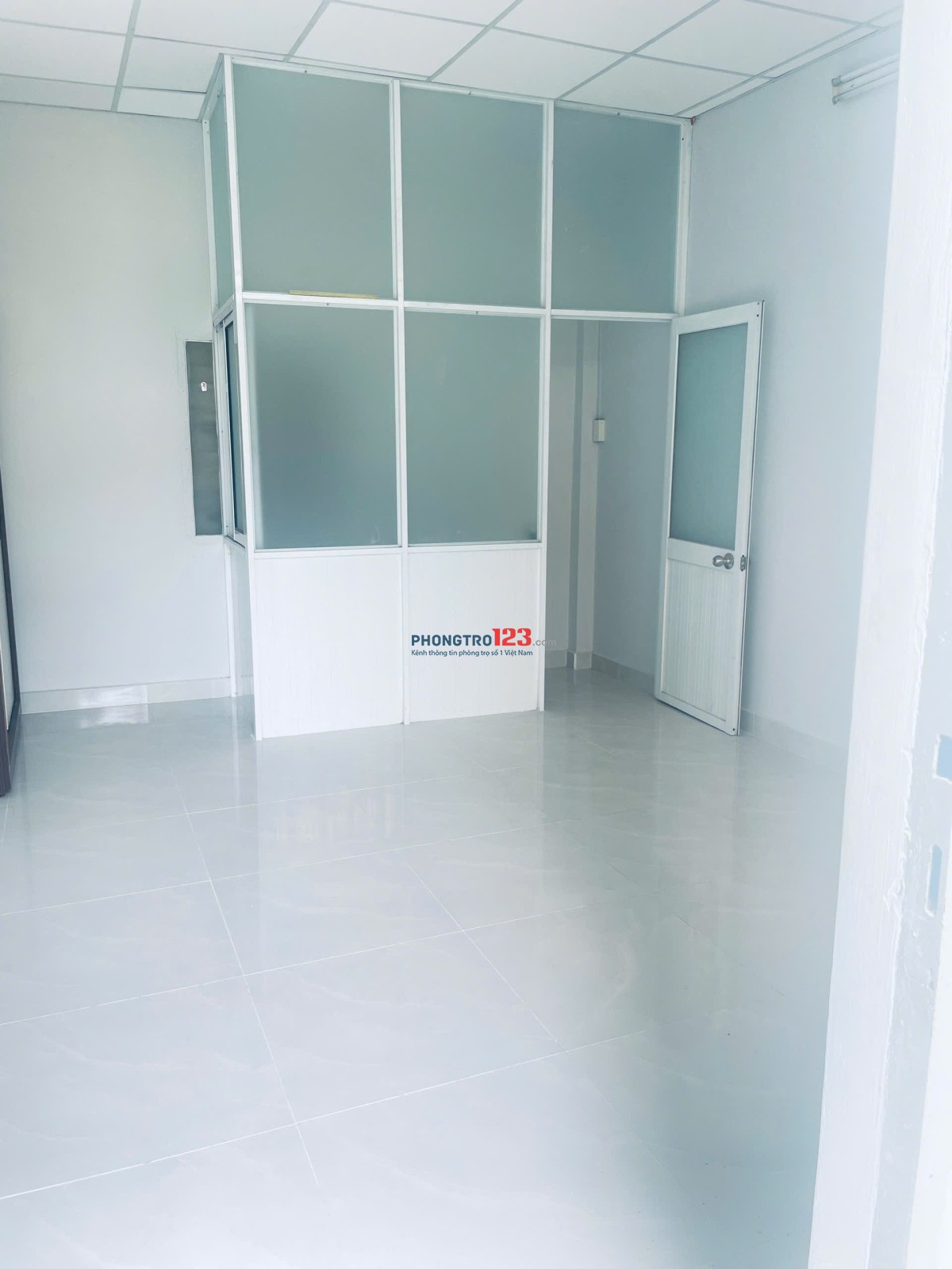 Chính chủ cho thuê nhà 1 lầu, 2PN - 1WC, ngay trung tâm quận Gò Vấp, gần coopmart, Vincom Gò Vấp