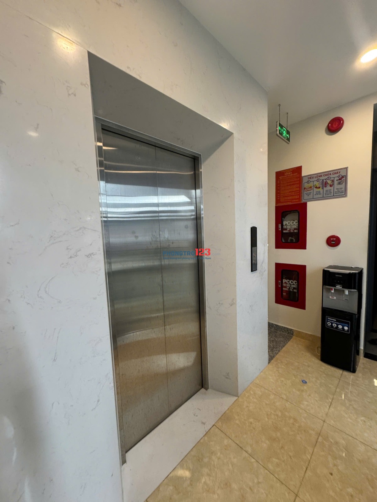 Cho thuê vp đối diện chùa Vĩnh Nghiêm 80m2 giá 30tr/tháng đã gồm nội thất và phí quản lý