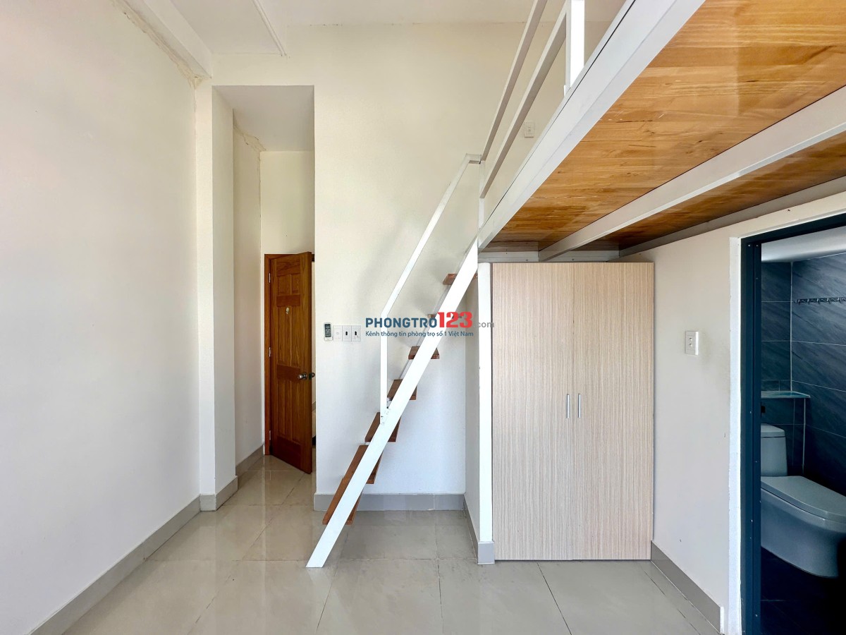 Phòng Mới Xây Có Gác - Thang Máy gần Ngã 4 Bảy Hiền