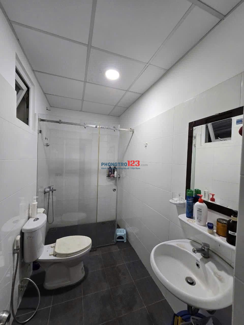 Chung cư Miếu Nổi, Vũ Huy Tấn, BT: 65, 2p ngủ, full NT, nhà mới, 11tr