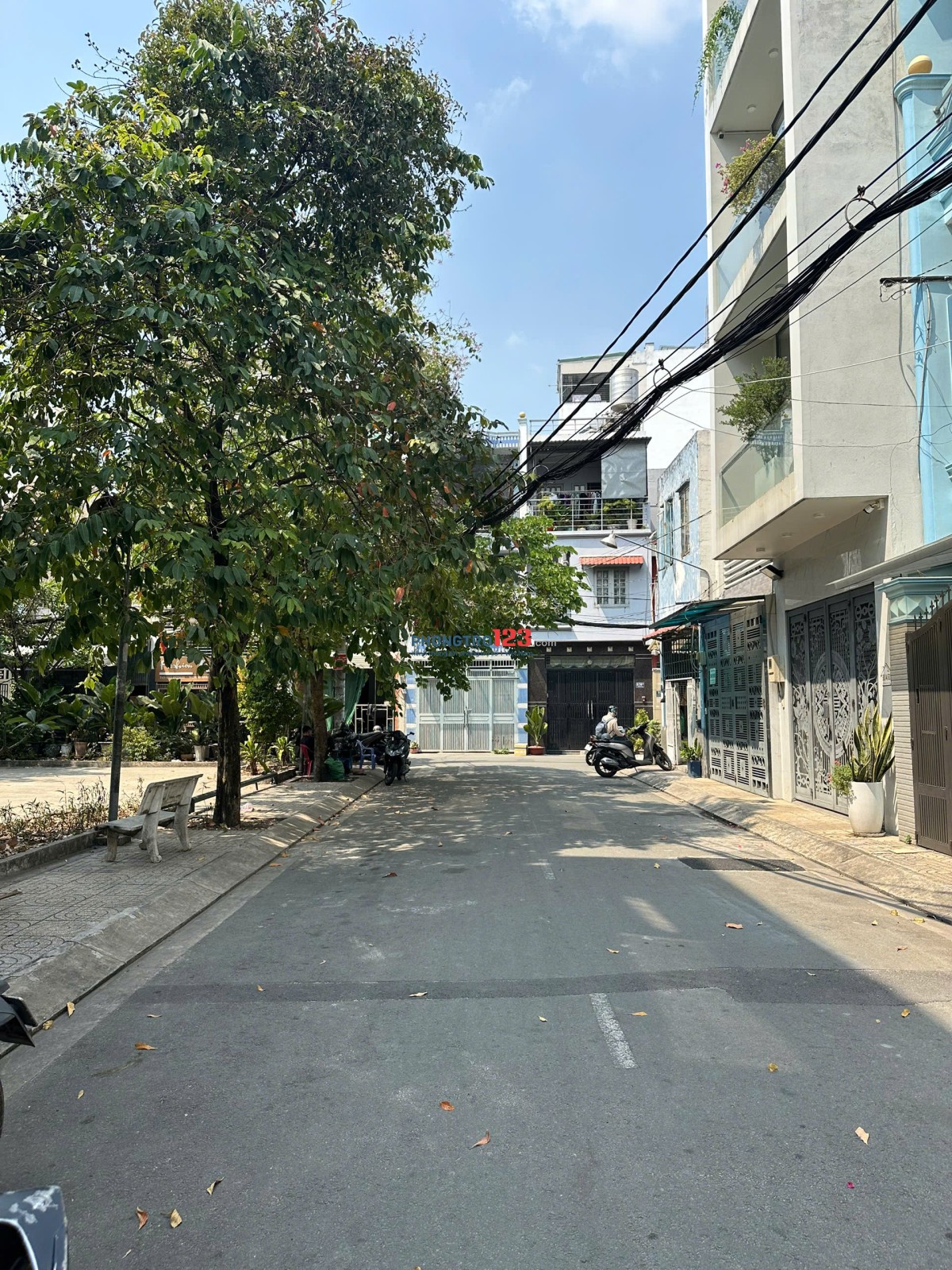 Cho NỮ thuê phòng 30m2, full nội thất , có ban công, miễn phí dịch vụ chỉ 3tr7 / tháng