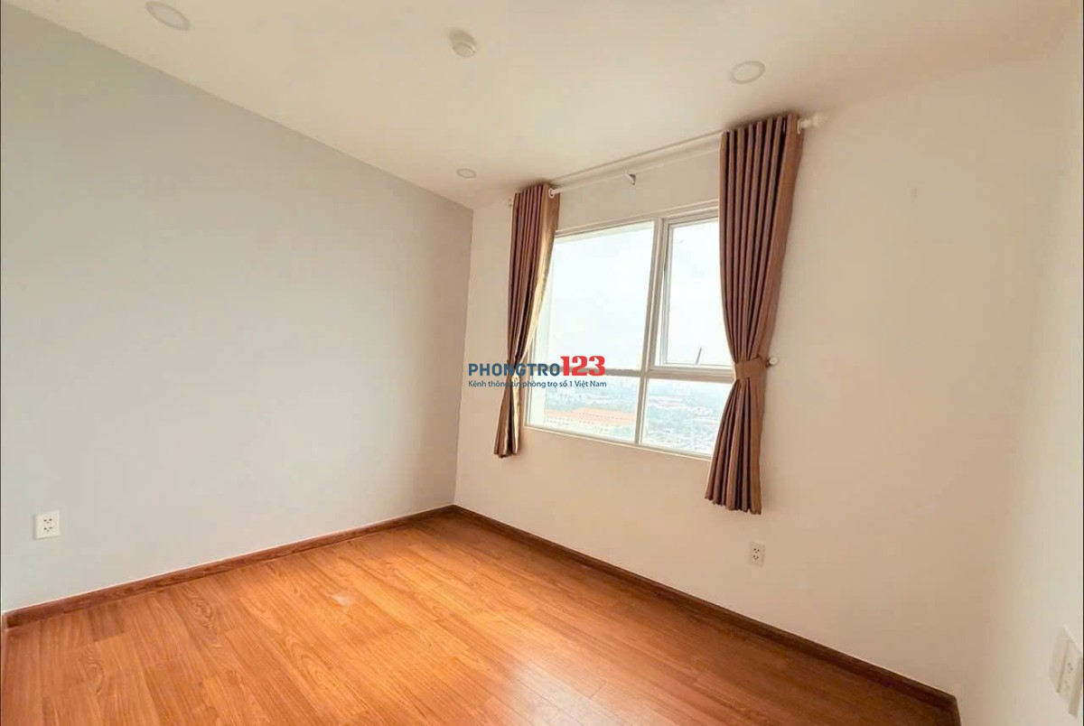 Chung cư Phú Thạnh, Nguyễn Sơn, TP: 95m2, 3p ngủ, NTCB, 9,5tr
