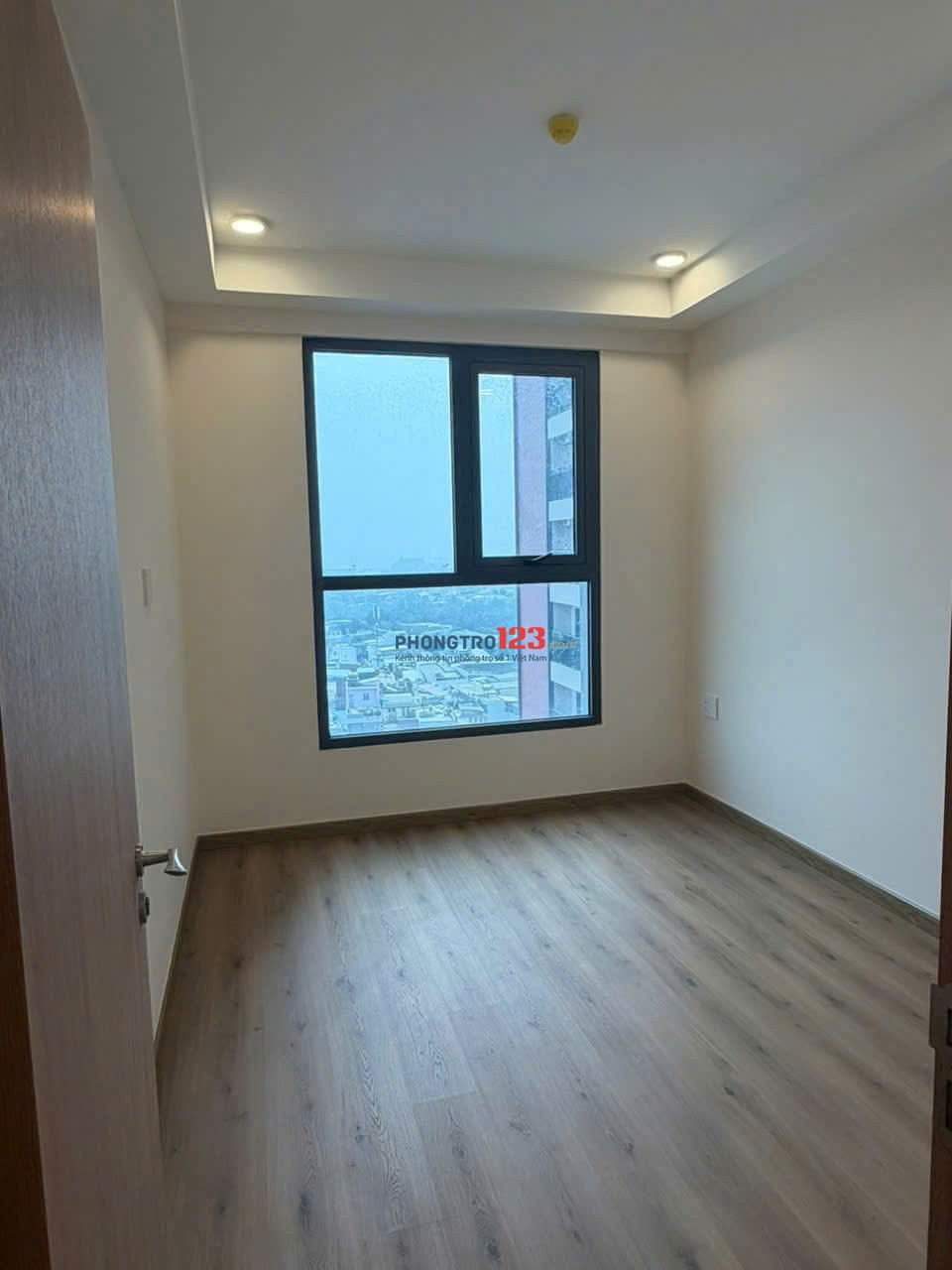 Căn 2p ngủ, C/c Topaz Garden giá 9tr5/th