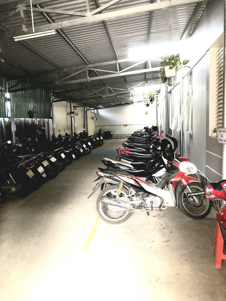 NHÀ TRỌ - NGAY NGÃ TƯ BÌNH THÁI