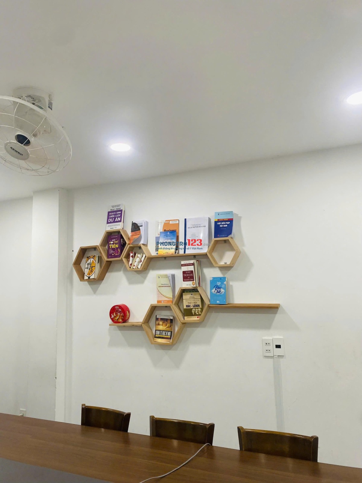 Thuê KTX chỉ 50k/1N - Full Nội thất, dọn ở ngay ở Phú Nhuận, Q5 và Q10Giảm 300k Ngay tháng 7 này