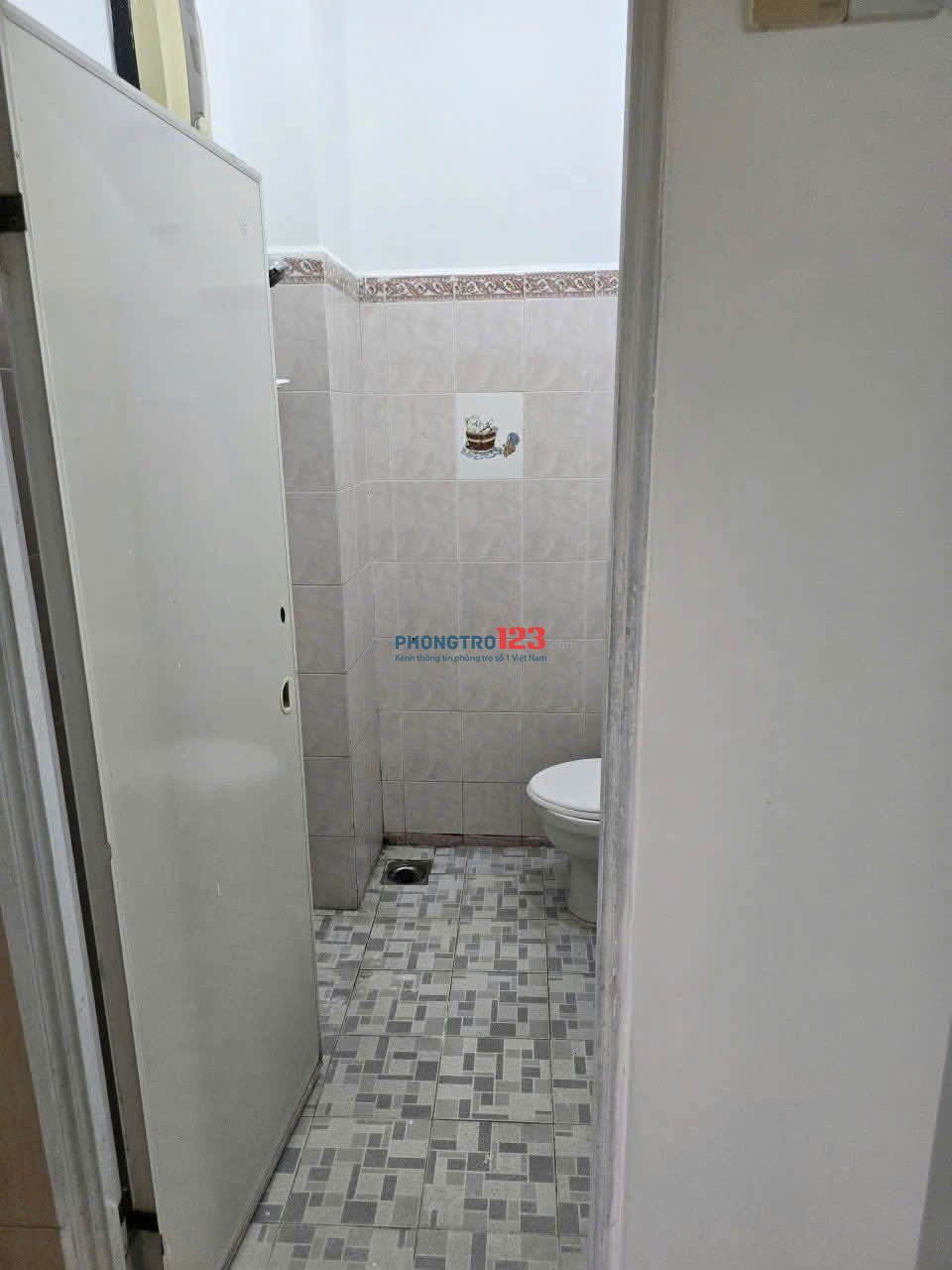 Cho thuê căn 2p ngủ Chung cư Nhiêu Tứ, giá 8,5tr/th