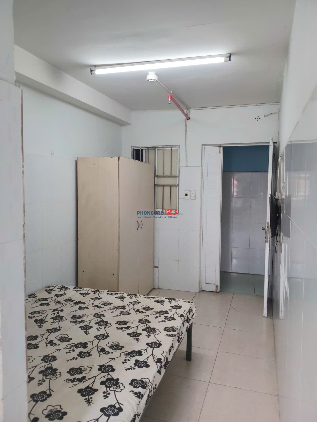 Cho Thuê phòng 3tr5 cửa sổ trời gần trường Đại Học UEH / Văn Hiến