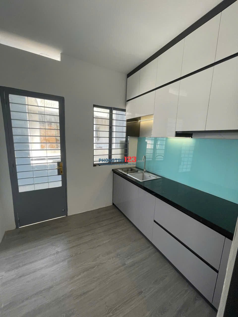 Chung cư Trần Kế Xương, PN: 65m2, 2p ngủ, có NT, 8tr/th