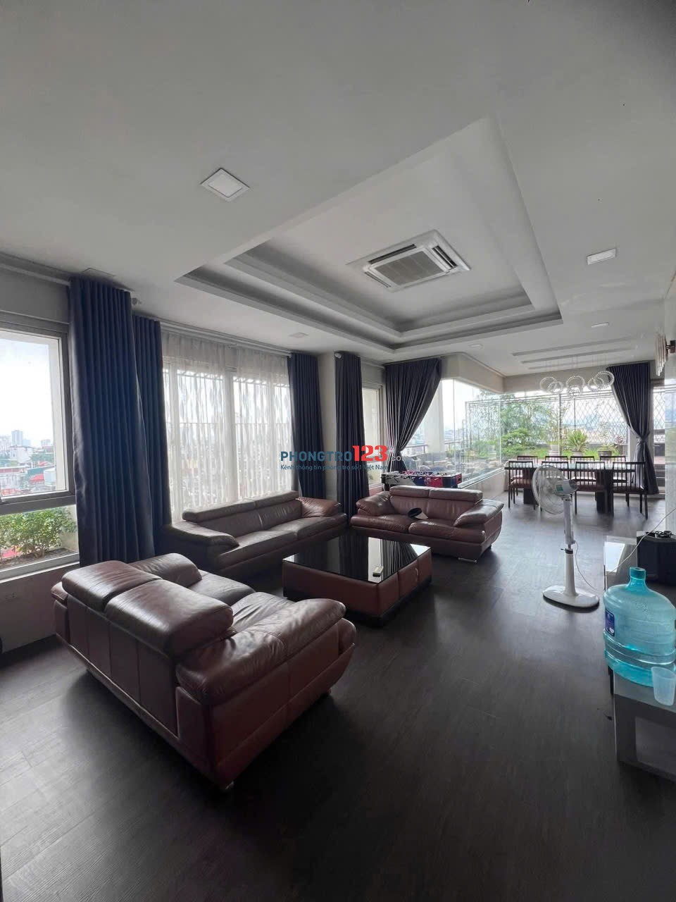 Chính chủ cần cho thuê căn hộ Penthouse diện tích 400m² tọa lạc trên phố Võ Thị Sáu