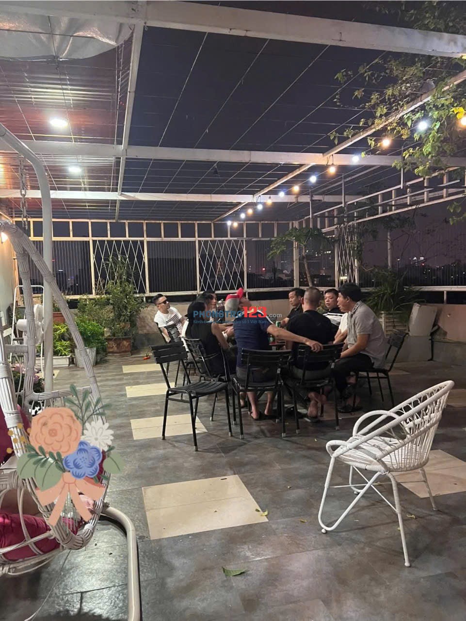 Chính chủ cần cho thuê căn hộ Penthouse diện tích 400m² tọa lạc trên phố Võ Thị Sáu