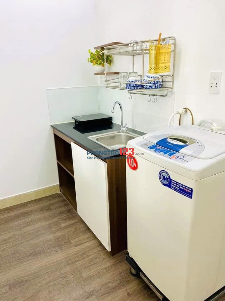 Căn Hộ View Ban Công Full Nội Thất Ngay Co.op Mart Nhiêu Lộc