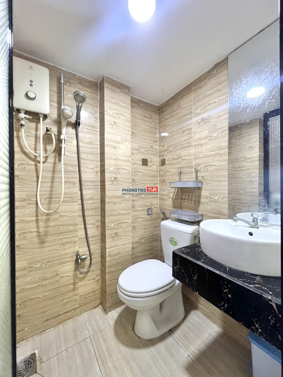 CĂN HỘ MỚI XÂY BAN CÔNG ĐÓN NẮNG MÁY GIẶT RIÊNG NGAY ĐƯỜNG TRẦN PHÚ