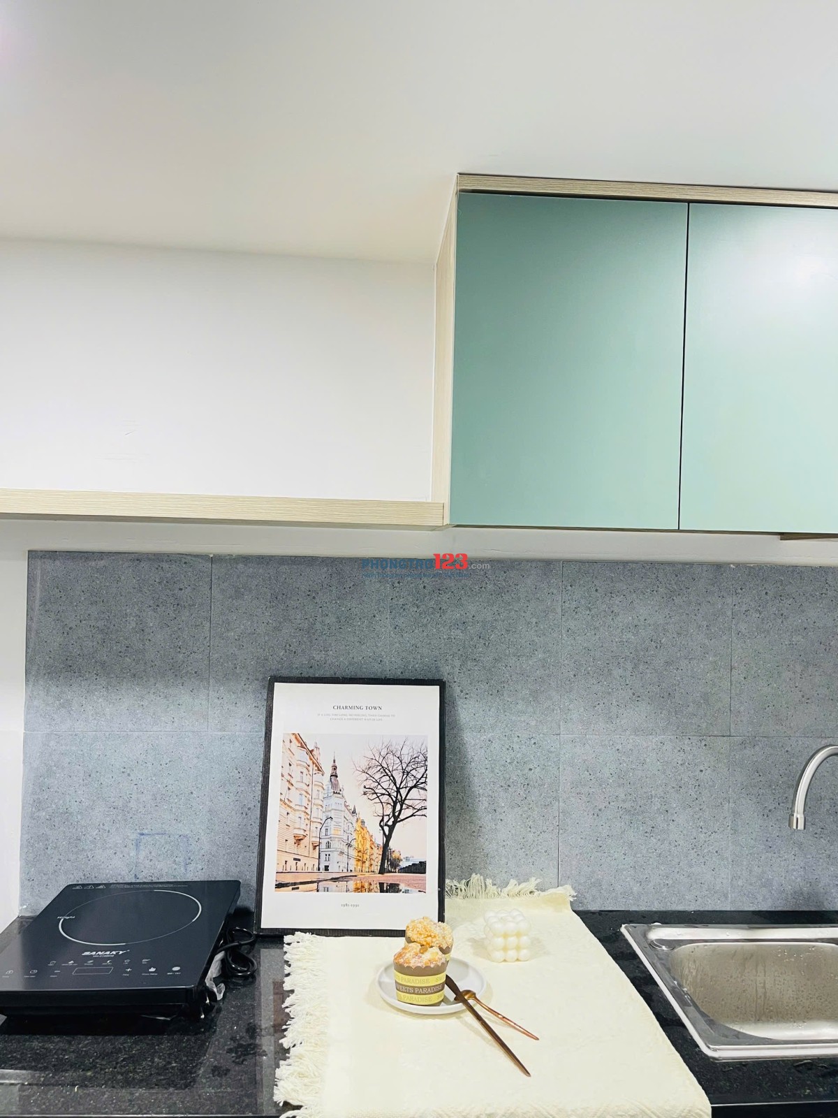 Cho thuê phòng có gác tone xanh lá pastel siu xinh tại Mai Lão Bạng