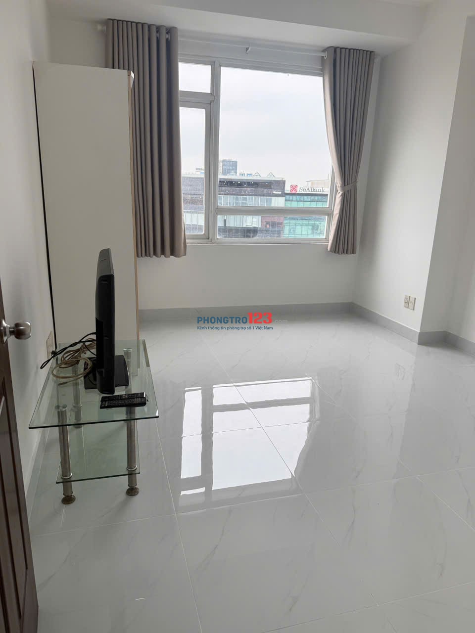 Căn hộ 75m2-2p ngủ - C/c Phú Thọ cho thuê giá 11tr/tháng