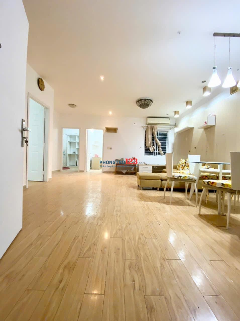 Chung cư Nguyễn Ngọc Phương căn 3p ngủ,100m2 có nội thất,giá 16tr
