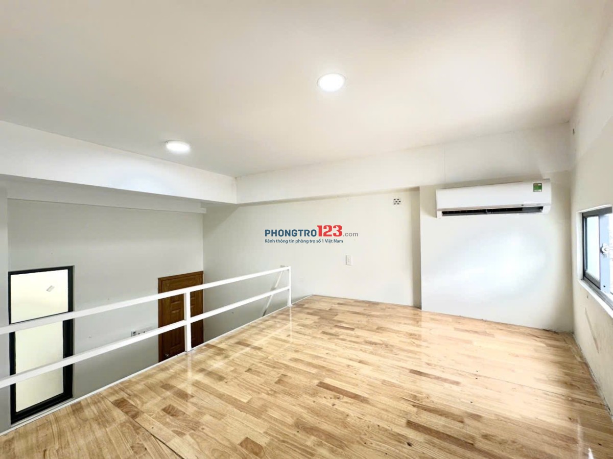 NGAY CHỢ HOÀNG HOA THÁM - GÁC LỬNG THOÁNG CHỈ 3TR2
