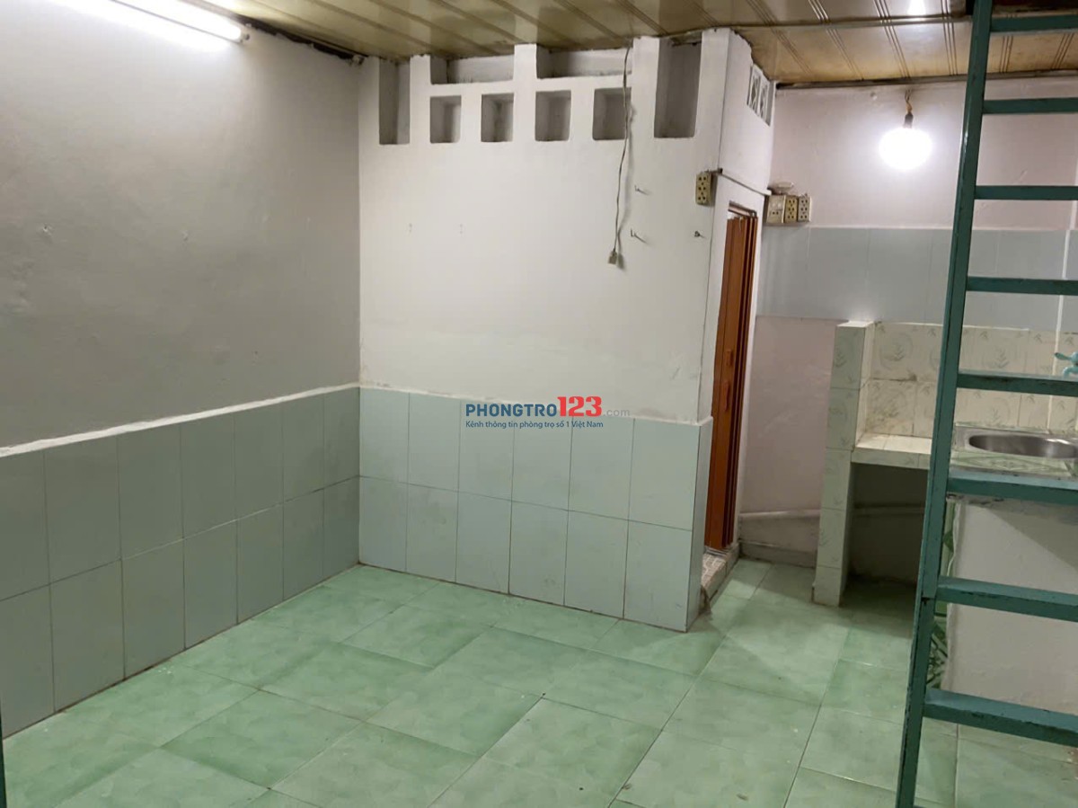 CHO NỮ THUÊ NHÀ 2tr/th , F14, Q6 (nhà 3 x4) 1 lầu.