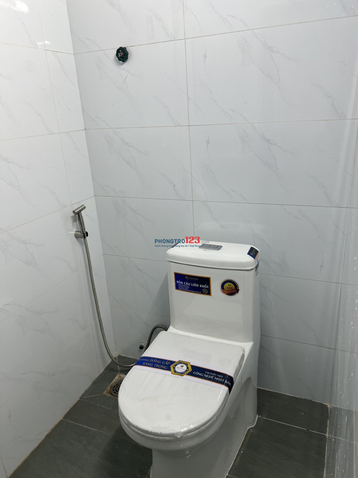 PHÒNG TRỌ MỚI XÂY GẦN MEGA MARKET HIỆP PHÚ GIÁ CHỈ TỪ 3TR/THÁNG