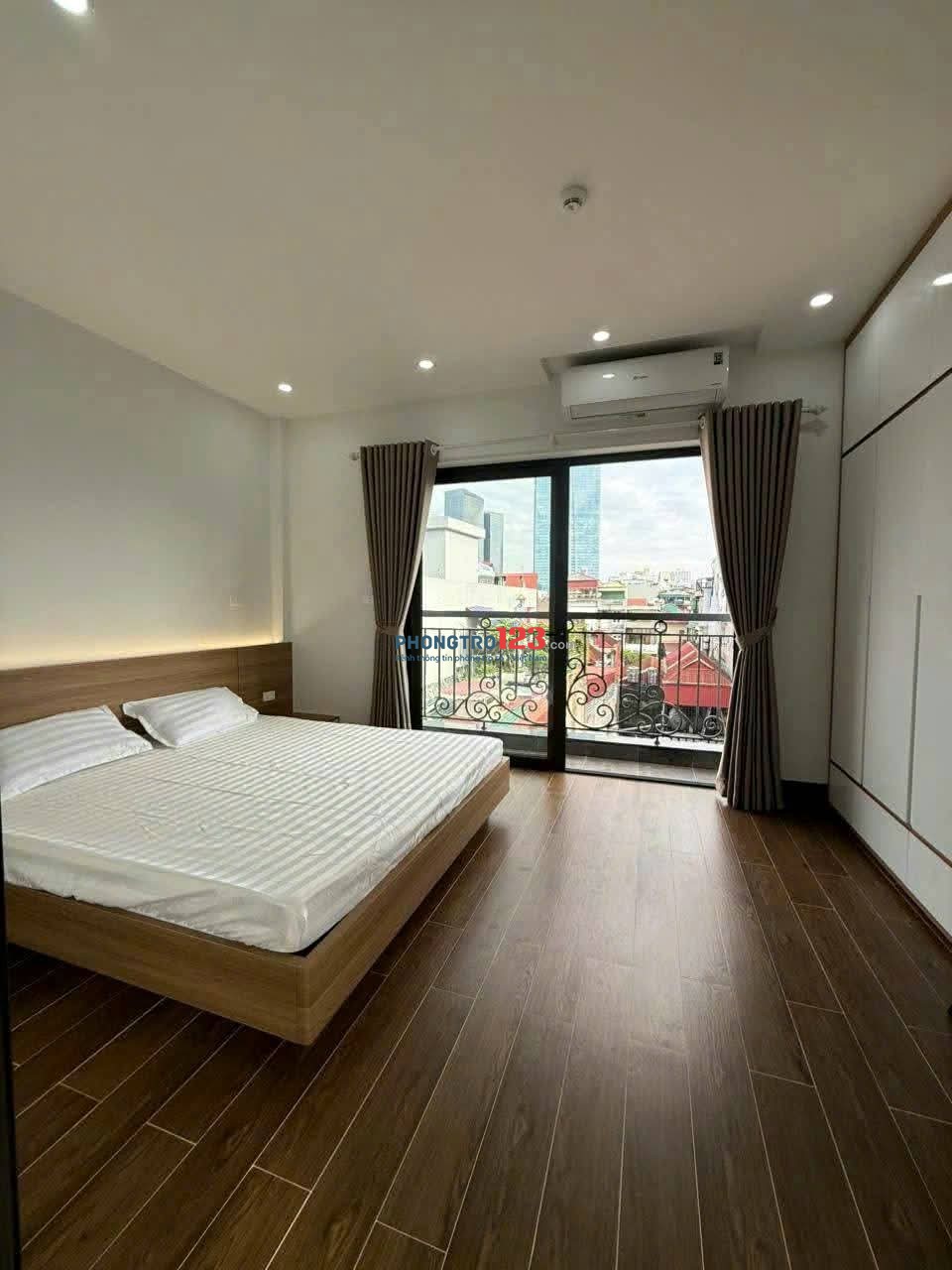 CĂN HỘ BAN CÔNG FULL NỘI THẤT – CỘNG HÒA, ETOWN TÂN BÌNH