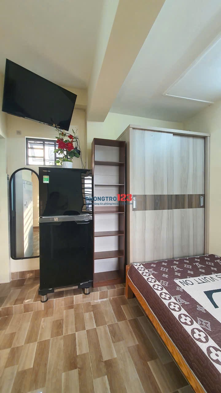 Căn Hộ Mới Xây Full Nội Thất Mới - Hoàng Hoa Thám - Gần Chợ Cây Quéo - Bình Thạnh