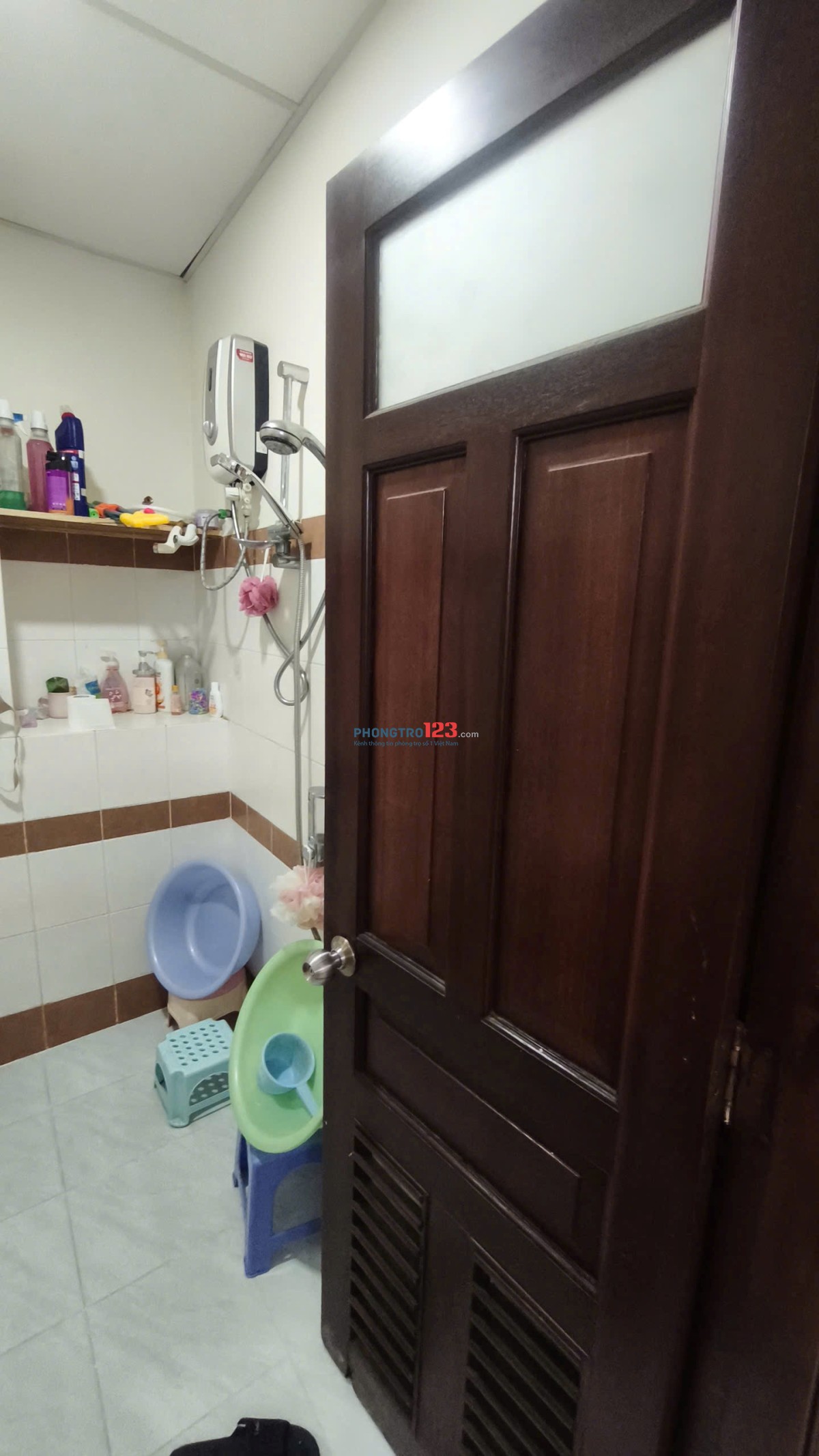 Căn Hộ 2PN Mặt Tiền Bến Vân Đồn 76m2 - Chính chủ - Sẵn ở ngay