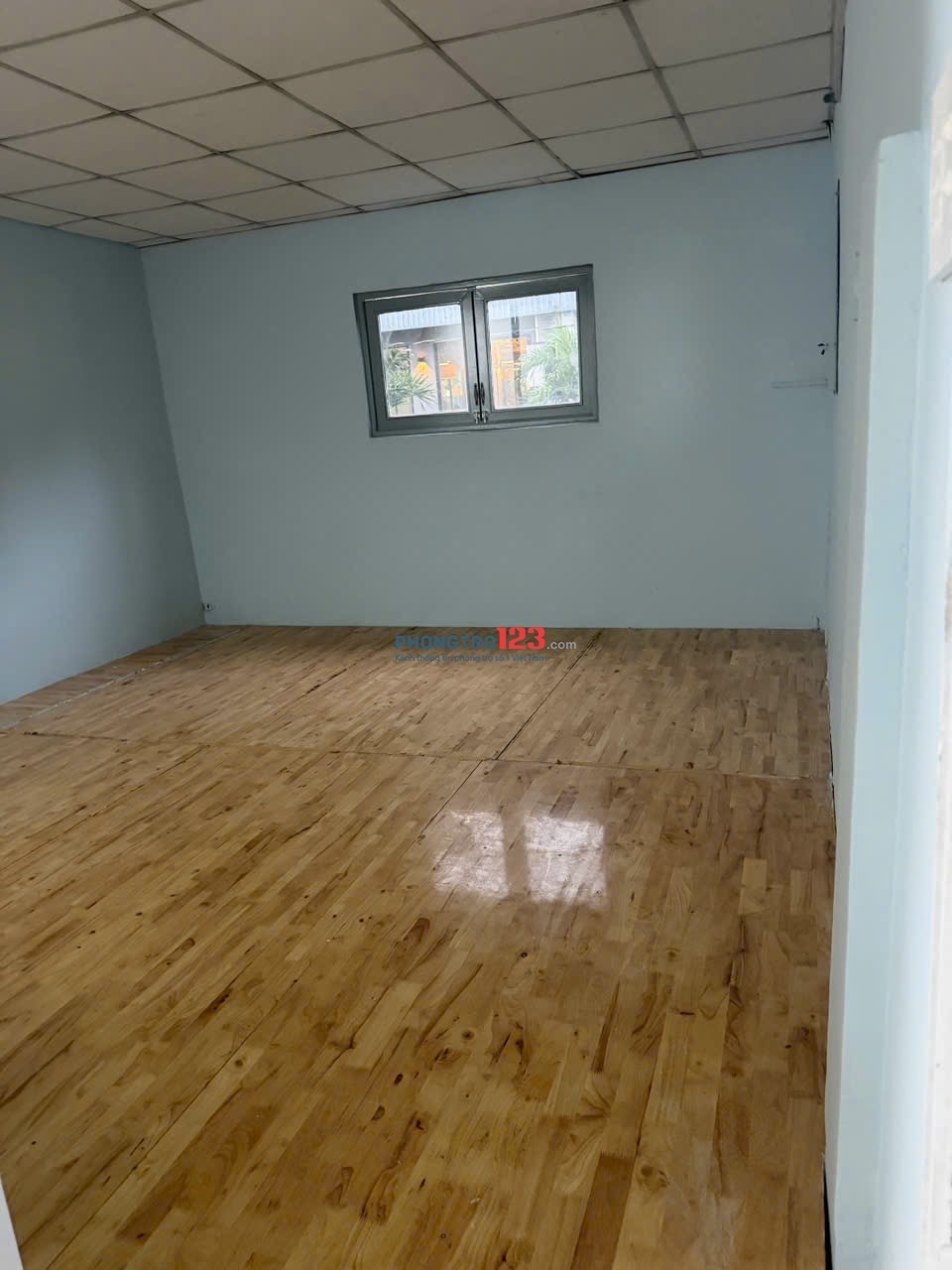 Cho thuê nhà mặt tiền nguyên căn đường Hồ Thành Biên.4x14, nhà trống giao ngay. Hợp đồng Lâu dài