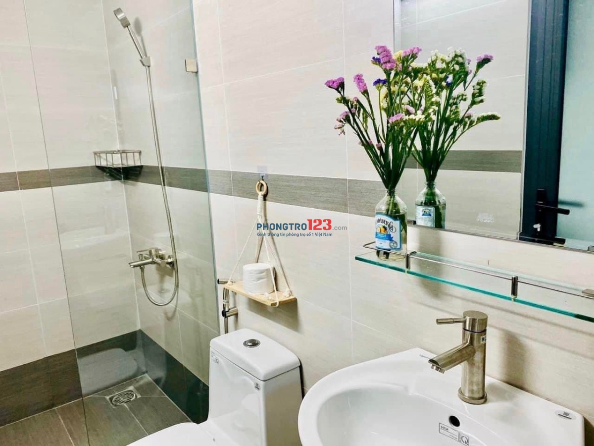 DUPLEX SIÊU THOÁNG RẺ ĐẸP Ở ĐƯỢC NHIỀU NGƯỜI ngay Cầu Nguyễn Văn Cừ