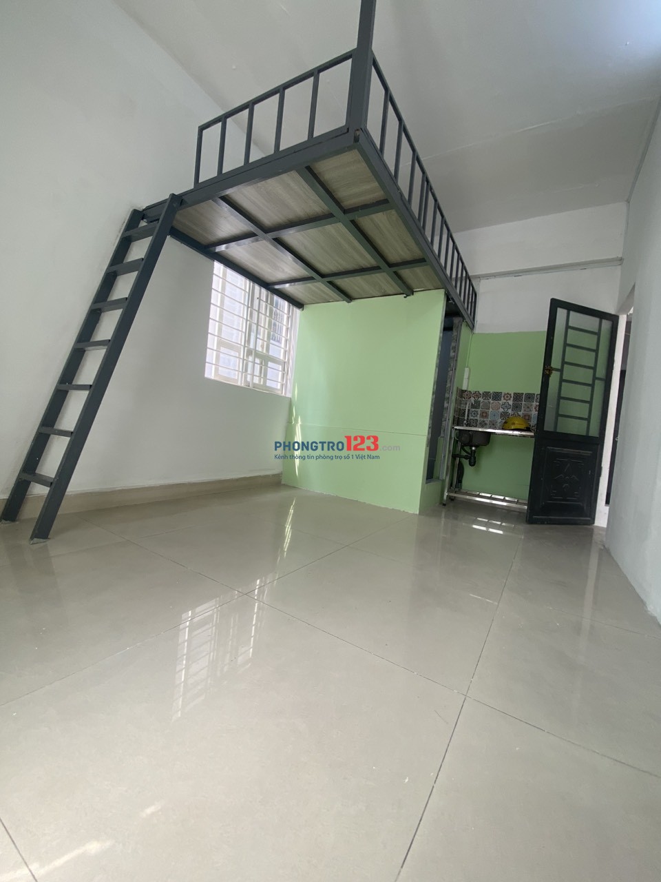 PHÒNG TRỌ ĐẠI HỌC VĂN HIẾN ban công có gác GIÁ RẺ