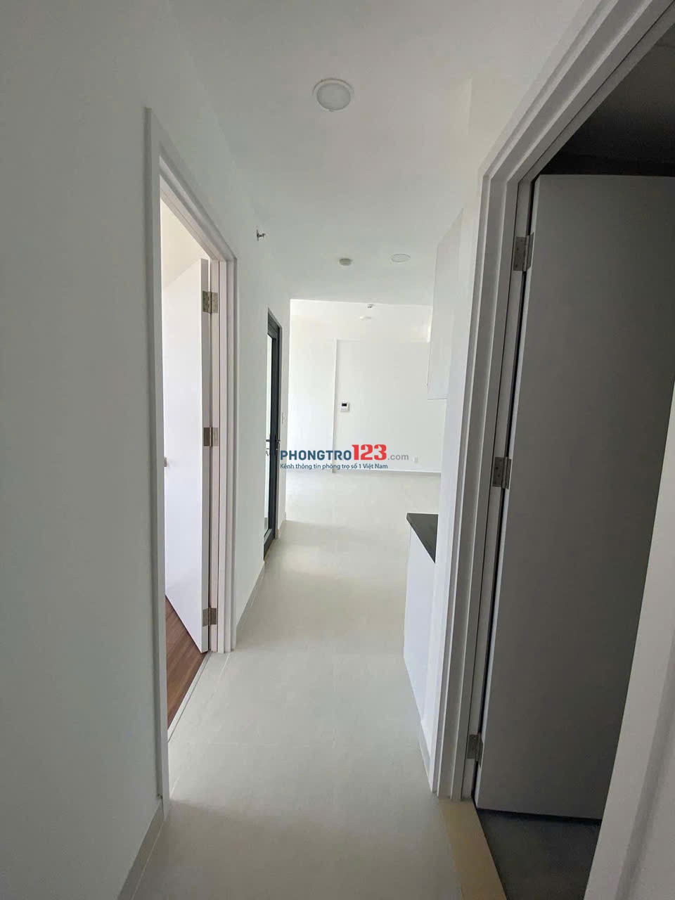 Chung cư Hà Đô, Nguyễn Văn Công, GV: 2p ngủ, 85m2, NTCB, 12tr5