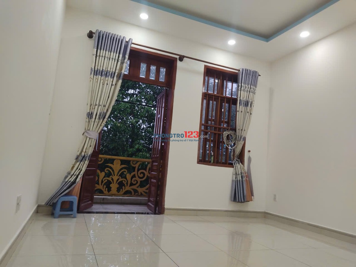 Cho thuê phòng gần khu công nghiệp dĩ an