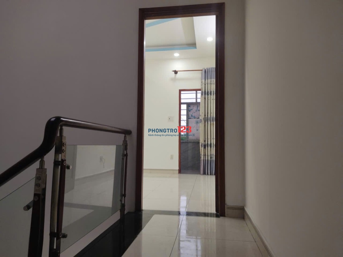 Cho thuê phòng gần khu công nghiệp dĩ an