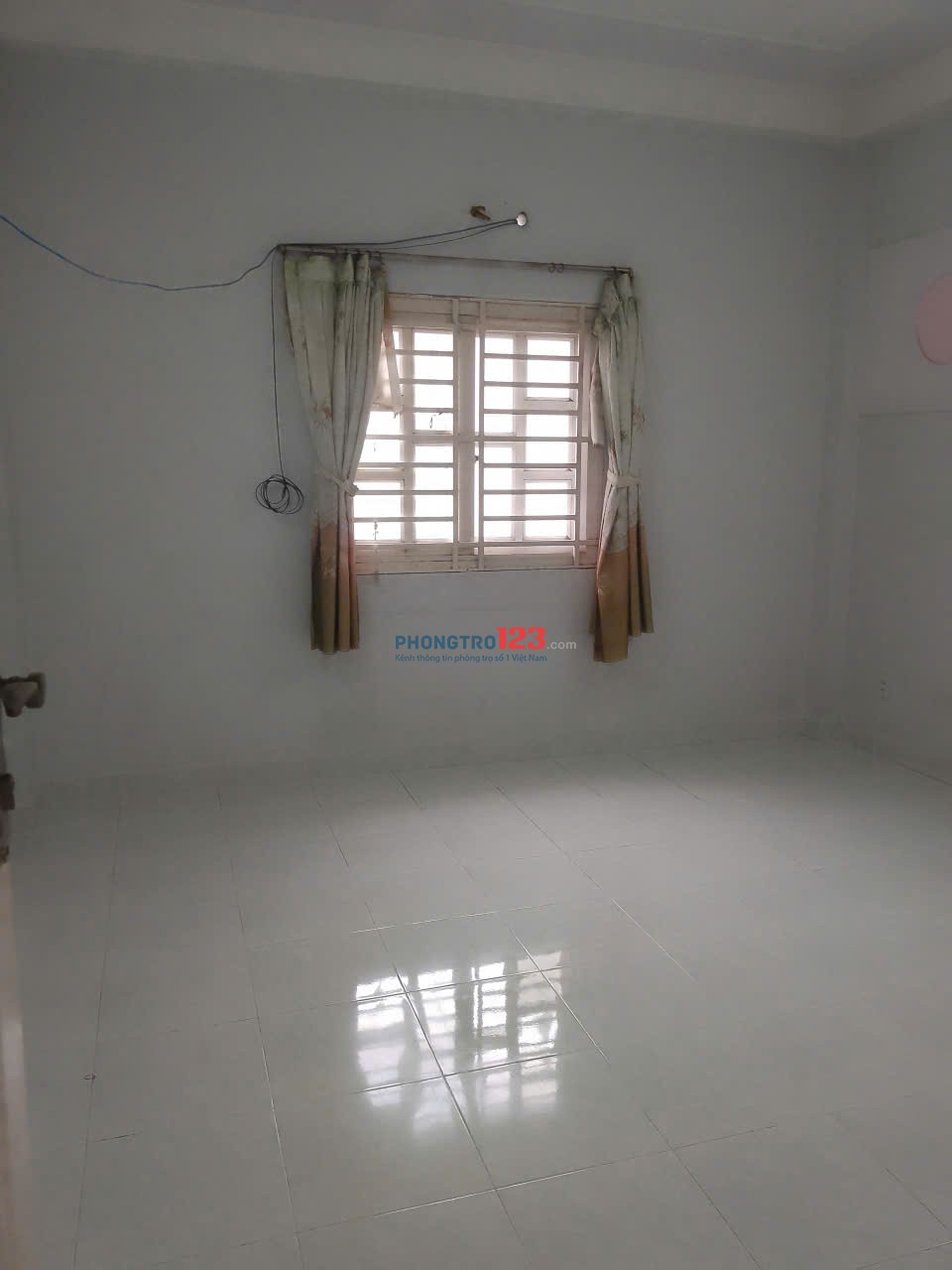 Cho Thuê Phòng Trọ TPHCM Giá Rẻ, Gần Đầm Sen - Quận 11