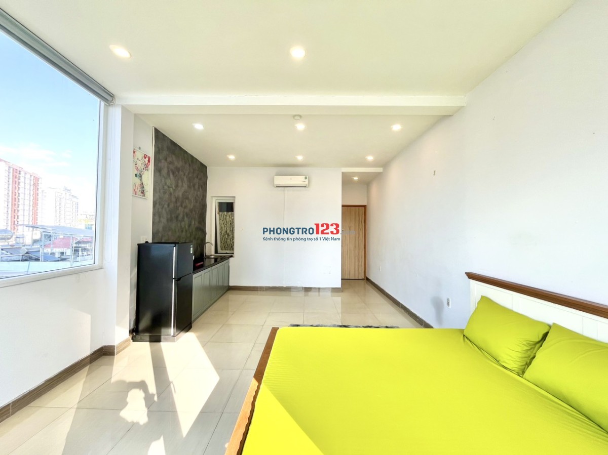 PHÒNG BAN CÔNG ĐẸP MỚI XÂY GẦN CÔNG VIÊN GIA ĐỊNH