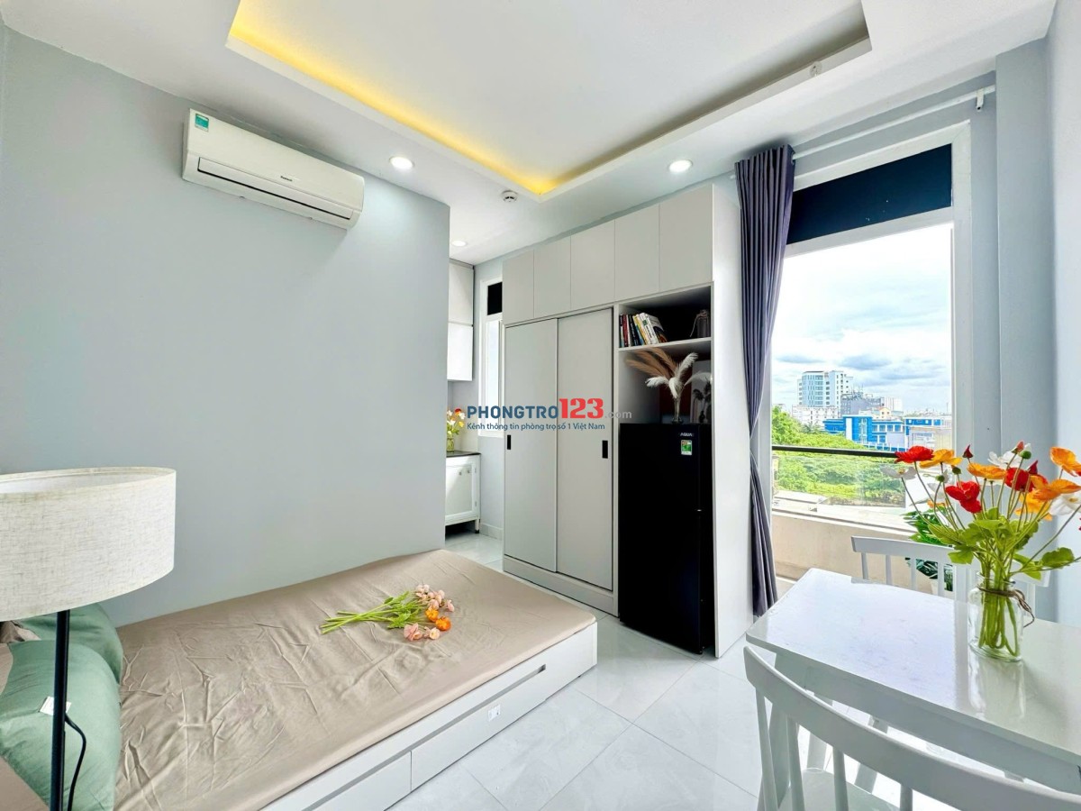 Phòng trọ giá rẻ ngay cầu Nguyễn Văn Cừ Q1 gần ĐH Khoa Học Tự Nhiên - ĐH Sư phạm có thang máy
