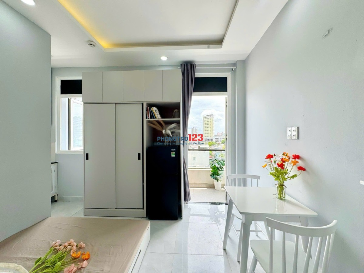 Phòng trọ giá rẻ ngay cầu Nguyễn Văn Cừ Q1 gần ĐH Khoa Học Tự Nhiên - ĐH Sư phạm có thang máy