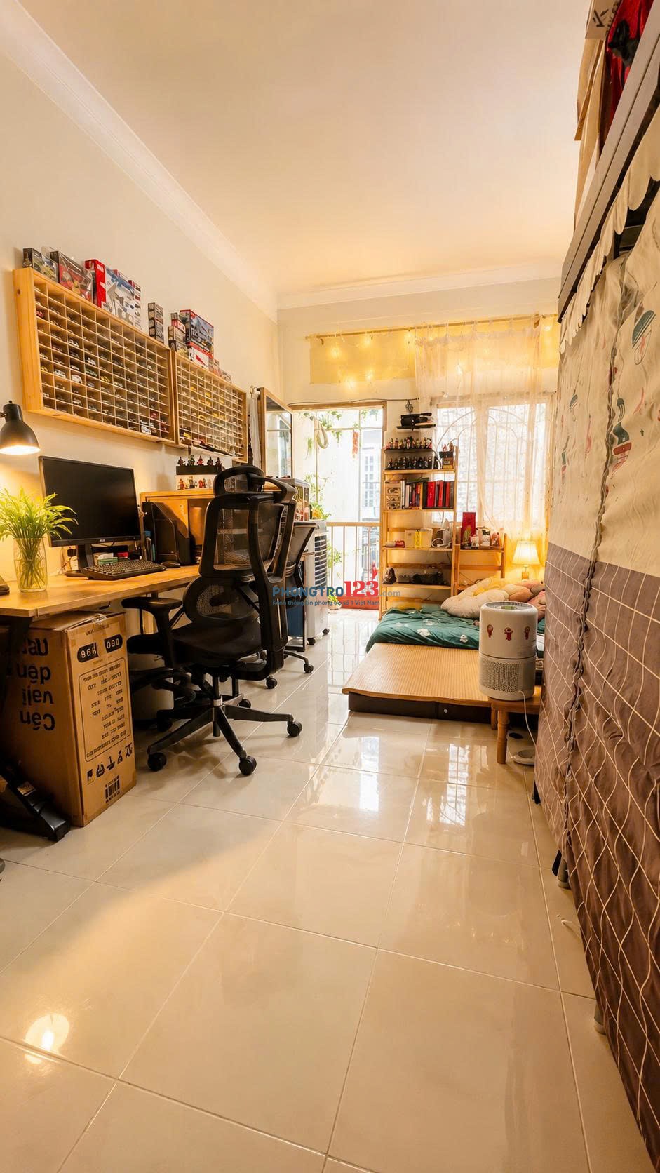 Nam ở ghép Quận 3 Trường Sa, không hút thuốc