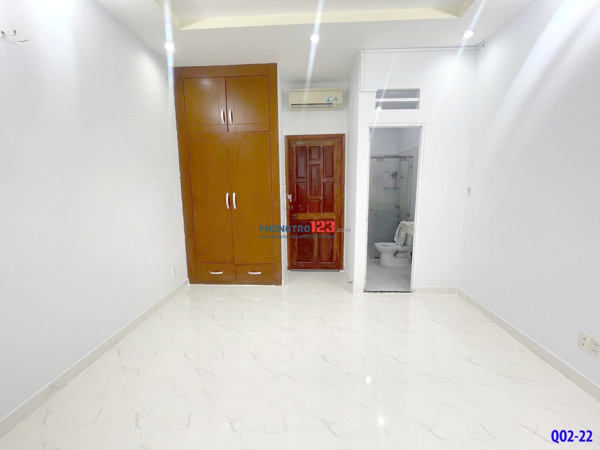 PHÒNG CỬA SỔ NGAY PHAN HUY ÍCH CÓ MÁY LẠNH