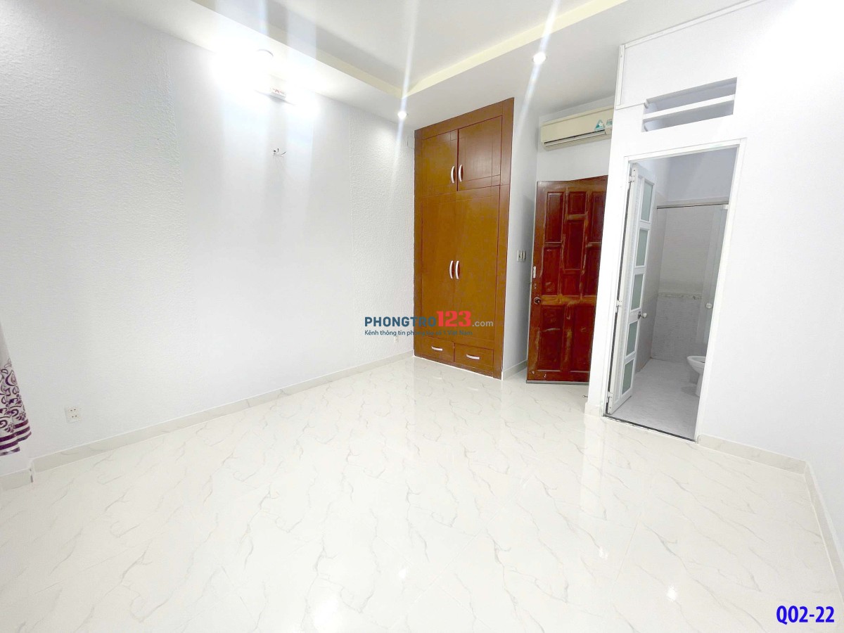 PHÒNG CỬA SỔ NGAY PHAN HUY ÍCH CÓ MÁY LẠNH