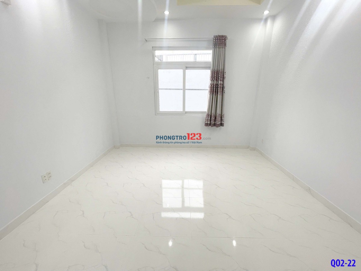 PHÒNG CỬA SỔ NGAY PHAN HUY ÍCH CÓ MÁY LẠNH