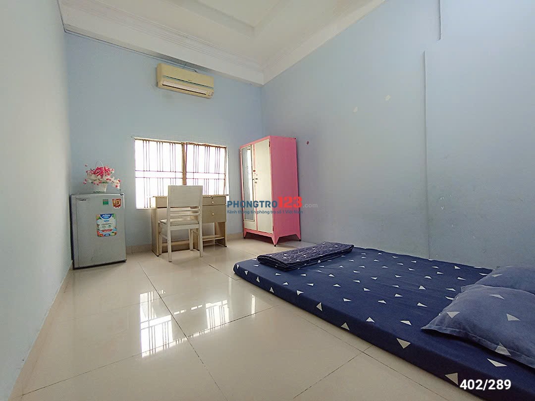 Tô Hiến Thành, Q10 cho bạn nào học ở khu vực này nè! Có cái view cũng chill chill