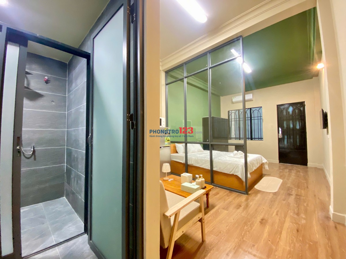 Căn hộ 1PN đường Hoàng Văn Thụ, ngay tại trung tâm Tân Bình - Full nội thất cao cấp, gần sân bay TSN