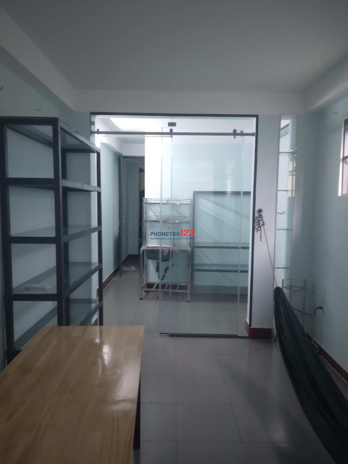 CẦN CHO PHỤ NỮ ĐỘC THÂN THUÊ PHÒNG ĐỂ Ở (gần cầu Thị Nghè)