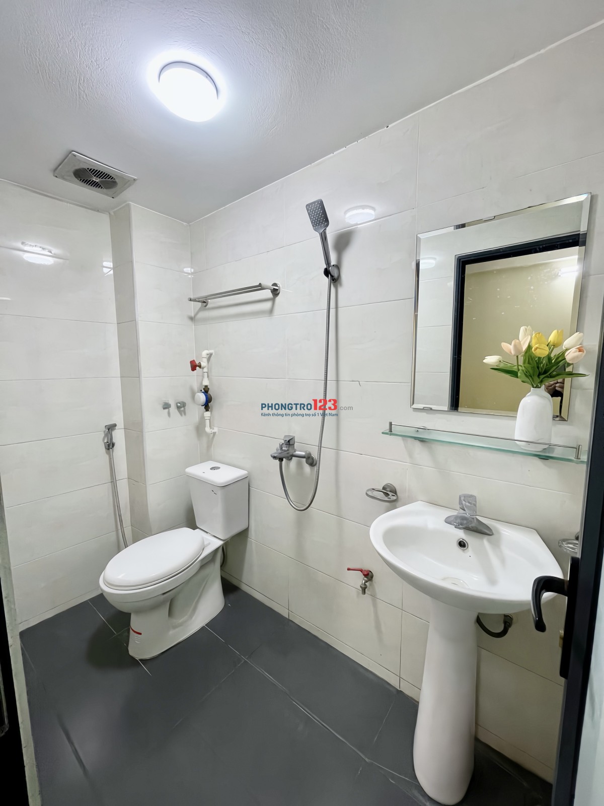 Cho thuê 1N1K Full đồ a-z tại 204 Trần Duy Hưng, Gần Big C Thăng Long
