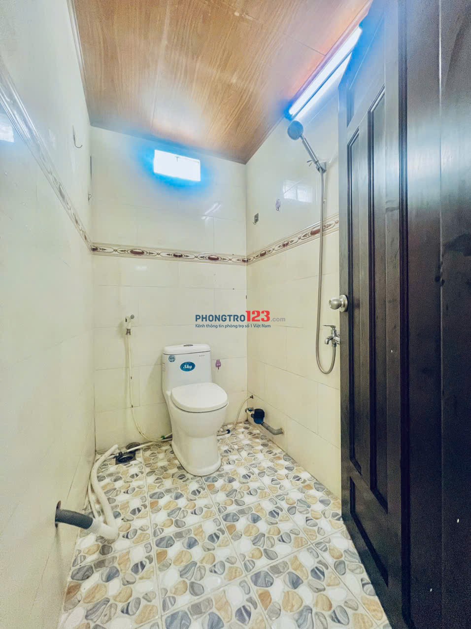 GÁC LỬNG TIỆN LỢI, NỘI THẤT CƠ BẢN, AN NINH 2' ĐI ĐẠI HỌC VĂN HIẾN, CV ĐẦM SEN