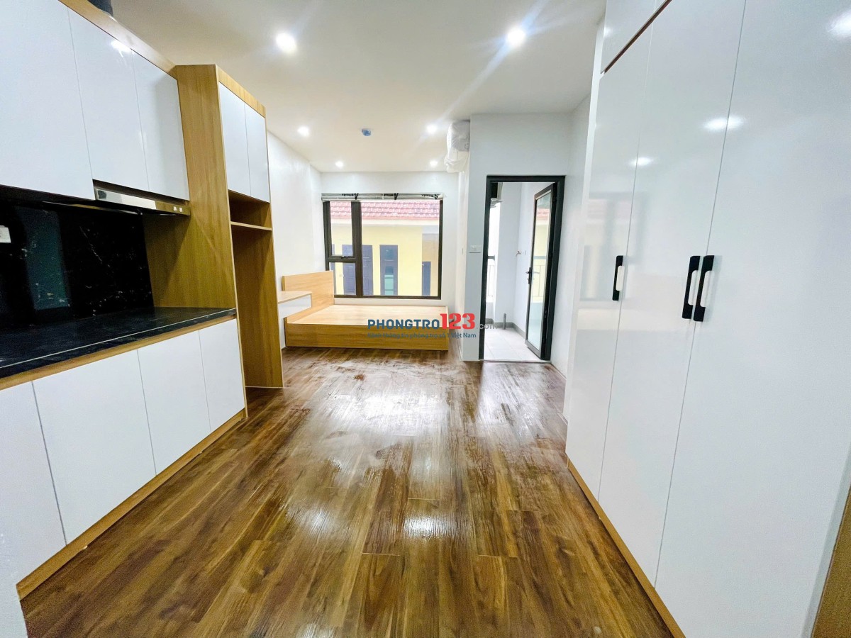 Studio đẹp như khách sạn - máy giặt riêng-ban công - cửa sổ