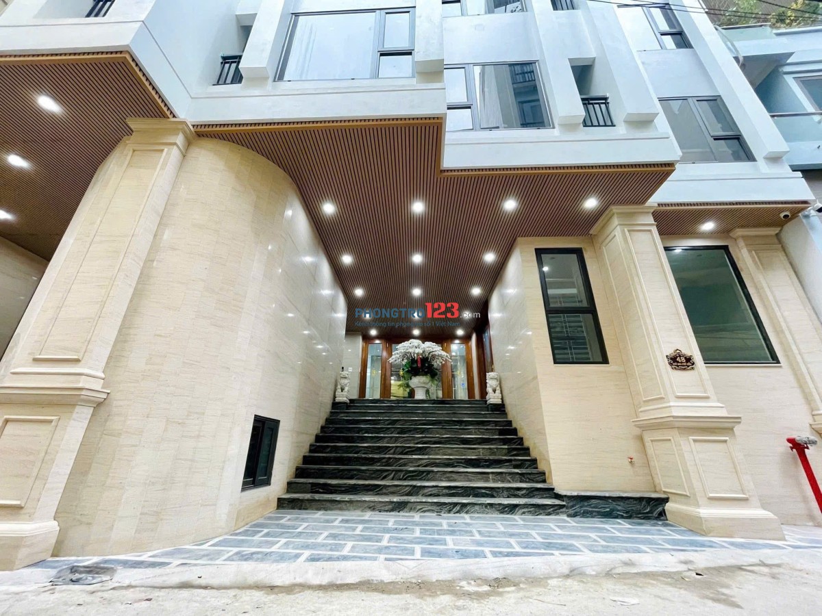 Studio đẹp như khách sạn - máy giặt riêng-ban công - cửa sổ