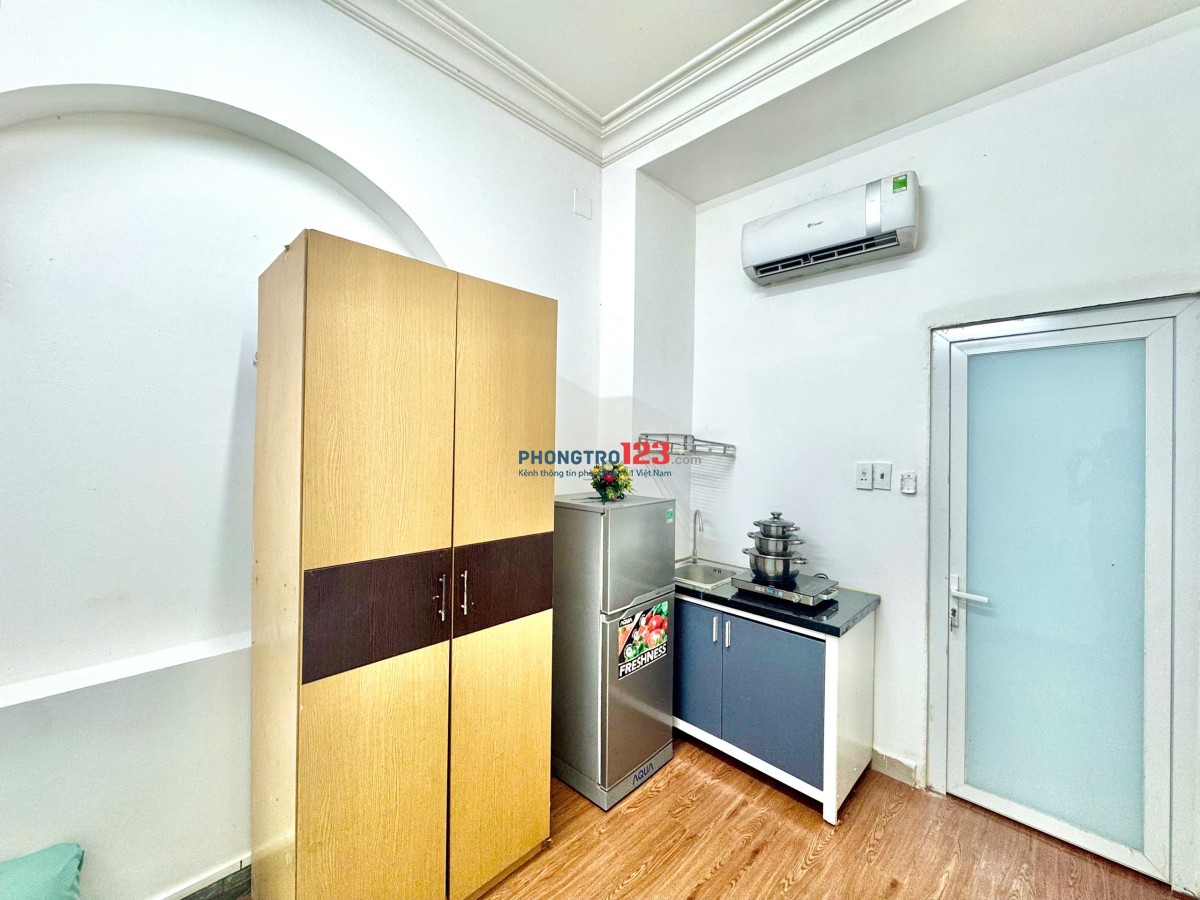 PHÒNG MỚI XÂY NGAY ĐƯỜNG ĐÀO DUY ANH KẾ BÊN SÂN BAY TÂN SƠN NHẤT
