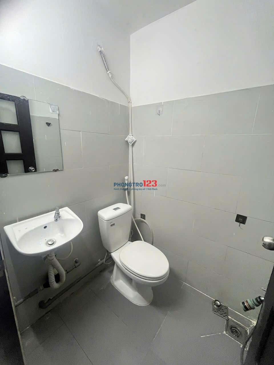 Cho thuê phòng có gác full nội thất Đai học Kinh tế - ĐH Hoa Sen - ĐH Sài Gòn - ĐH Bách Khoa